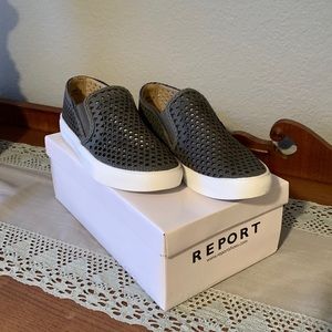 NEW Report shoes